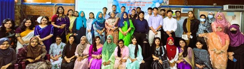 সাউদার্নে ফার্মেসি বিভাগে নবীন-বরণ অনুষ্ঠান
